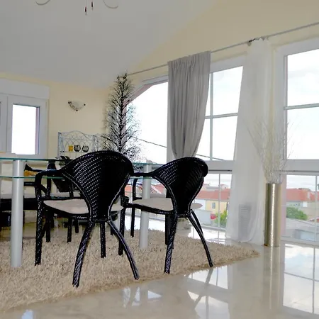 Daire Sea View Romy Preko